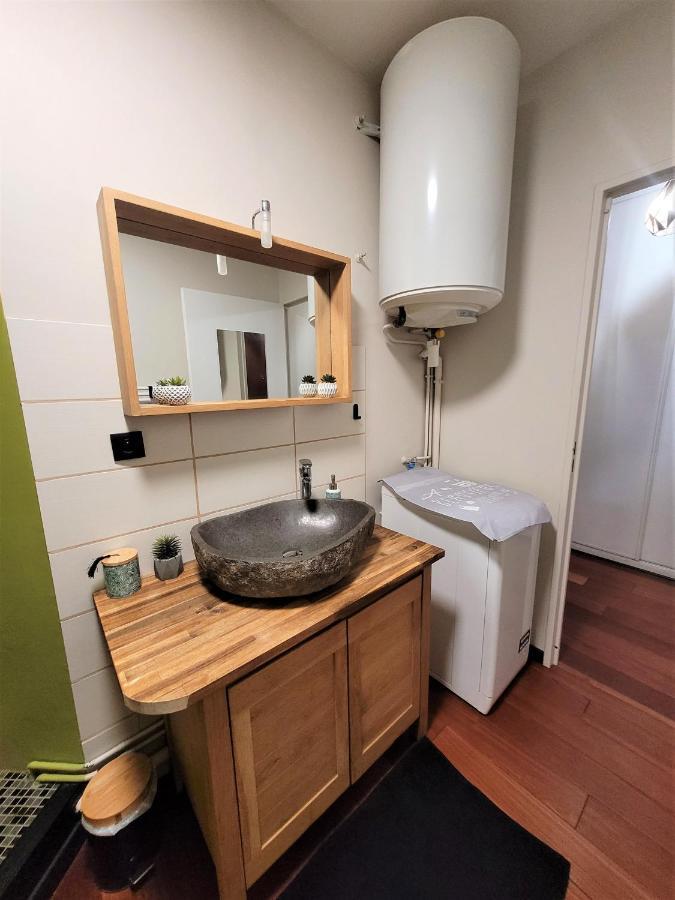 Appartement Nid Douillet Plein De Charme Avec Parking Gratuit à Chantilly Extérieur photo